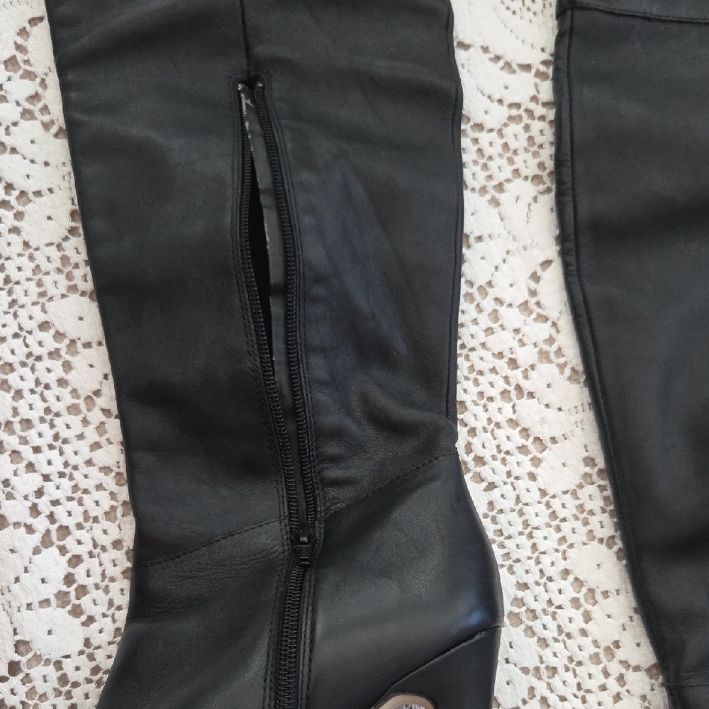 Kelsi Dagger Black Over-the-Knee Lace-Up Ruffled Cuff Stiletto Boots Size 10 - Picture 7 of 8